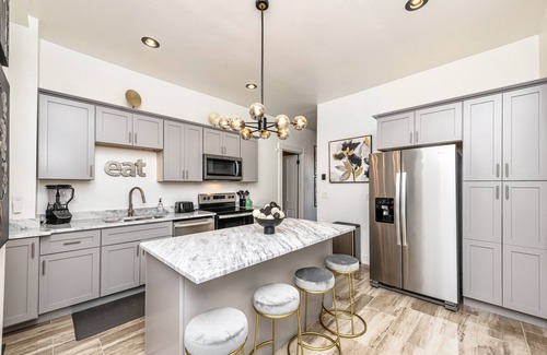 Avondale House | Private Historic Getaway Near Downtown Cincinnati!