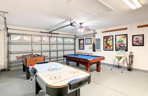 Solana House | Private Home w Pool Game Room