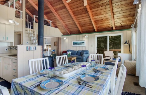 Lake Leelanau Cottage | Private Lake Michigan Lakefront Pristine Good Harbor Bay beach Leland 5 guests