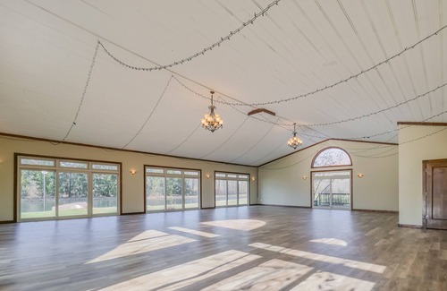 Medina House | Private mansion not too far from the downtown area!