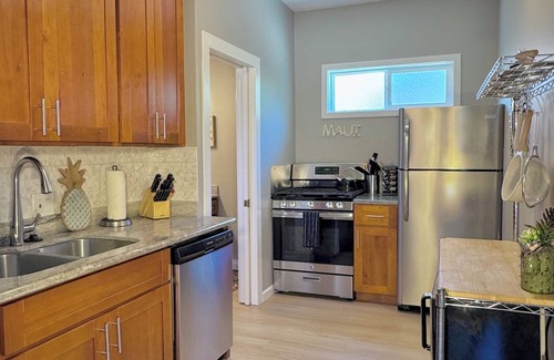 Kihei Cottage | Private Modern 1BR/1BA Tropical Kihei Maui Cottage by the Beach