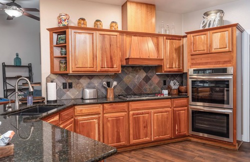 Oakhurst House | Private Mountain Retreat in Yosemite/Breathtaking Views/Best Getaway/hot tub!