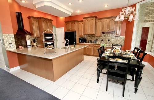 Deltona Lakes House | PRIVATE OASIS! CLEAN 4 BEDROOM, LAKE VIEW HOME!