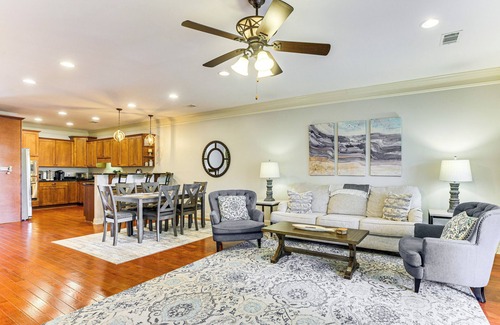Lake Oconee House | Private Patio, Decks: Waterfront Eatonton Townhome