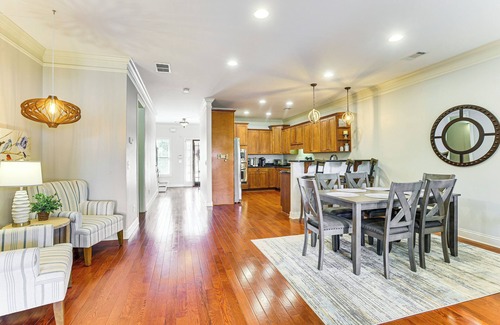 Lake Oconee House | Private Patio, Decks: Waterfront Eatonton Townhome