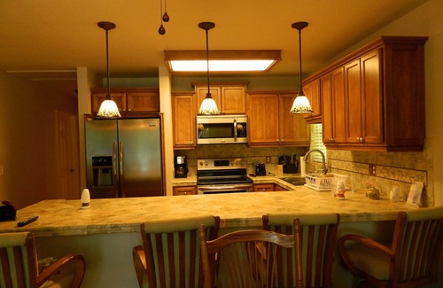 Southmont House | Private pier, dock, fire pit and access to boat access on High Rock lake