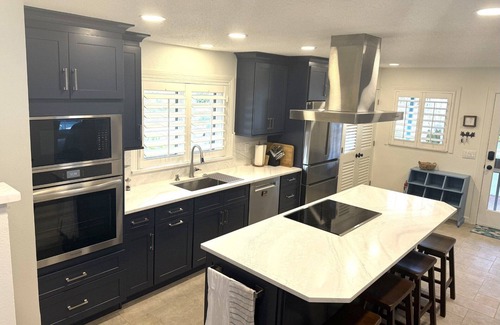 Longbeach Village Condo | Private pool home 4 minutes from Longboat Key Beaches - Haven on Hughes
