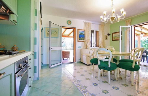 Capo Villa | Private pool, large Garden, Terrace, Air conditioning, Wi-Fi, near the Sea.