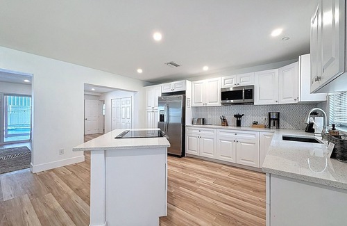 Orient Park House | Private Pool | Near Hard Rock Casino | Tampa Home
