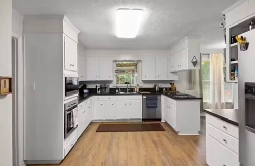 Aiken House | Private, Quiet, and Comfortablen