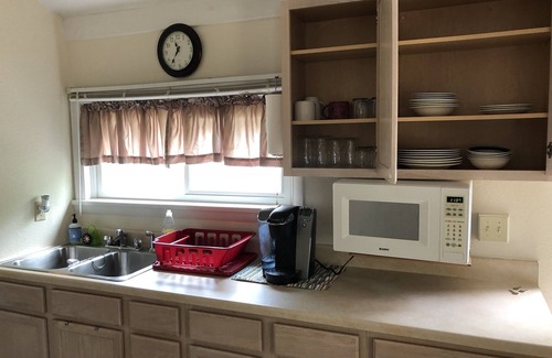 Sheridan House | Private, Quiet, Cozy. Long-term rentals encouraged.