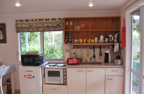 Okiato Apartment | Private, quiet,sunny Apartment in subtropical garden on Okiato Peninsula/Russell