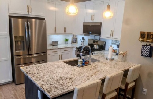 Mesa del Oro House | Private & relaxing desert gem! Minutes from The Superstition Mountains & trails.