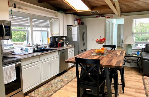 Homosassa House | Private River Escape! Waterfront Home. The Backyard Manatee Club.