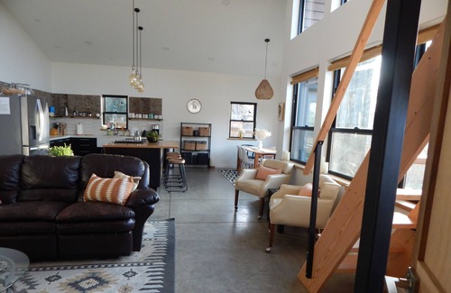 Bozeman House | Private Riverfront Retreat