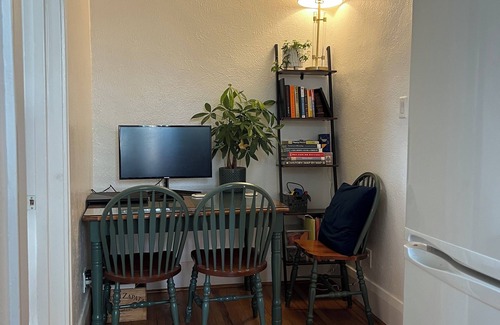 High Park North Apartment | Private room