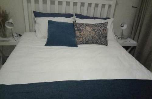 Pretoria House | Private Room Chez Khanyi Homestays