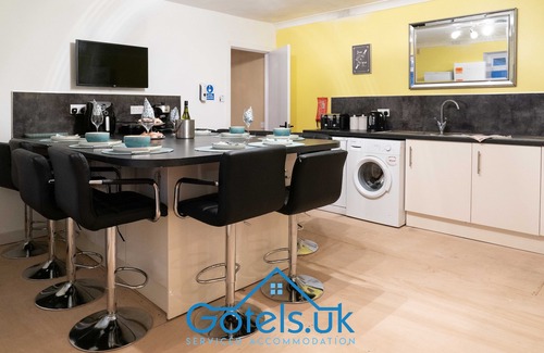 Huntly Apartment | ⭐ Private Room Erica⭐ 2 Guests, Roof Terrace, Free Wifi ❤️