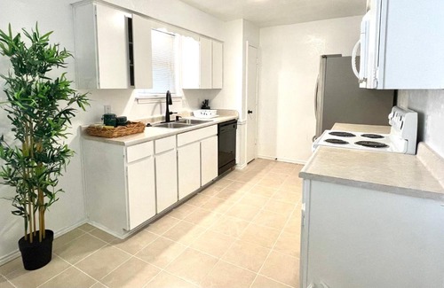 Plano House | Private room near downtown in Plano