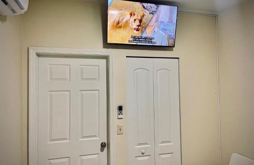 West Little Havana House | Private Room near Miami Airport - Free parking - 01
