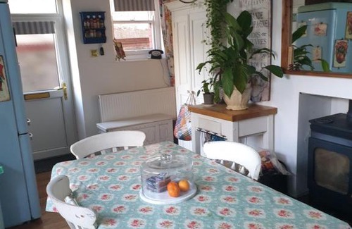 Roath House | Private room near Roath Lake/Park