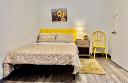 University District Apartment | Private Room with Shared Bathroom on the 1st Floor 10 minutes Walk to University of Washington