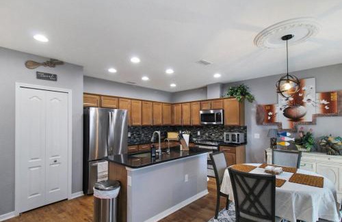 North Port House | Private Salt Water Pool Home in North Port - La Vida Loca