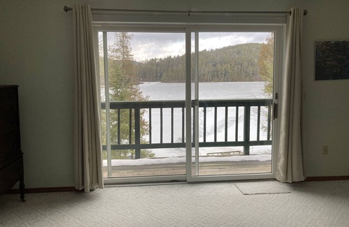 Paradox House | Private Sandy Beach with 125 feet of lake frontage