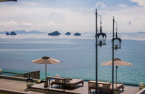 Taling Ngam Villa | Private Seaview Villa behind the Beach within a 5-star branded Resort Samui