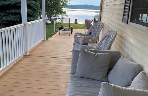 Arcadia House | Private, spacious lake house 3BR 2.5 bath, amazing sunsets, NEW listing!