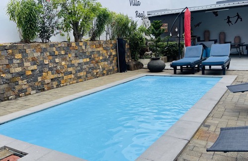 Flic-en-Flac Villa | Private Spacious villa Ocean view and Rooftop Bar. Tourism Authority licence.