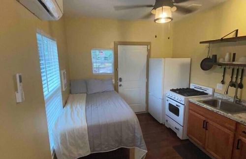 Fort Worth Apartment | Private Studio