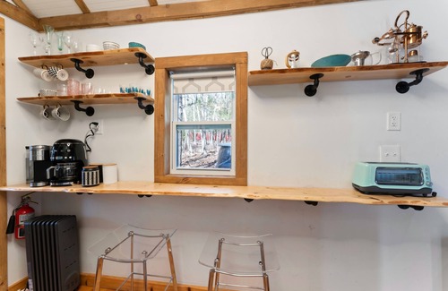 Rowland Cabin | Private Tiny Cabin in the Poconos