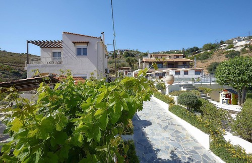 Agia Pelagia Villa | Private Villa With Amazing View and Shared Pool