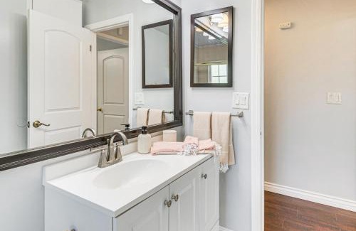 Canoga Park House | Private Yard with Pool Bright Escape in Canoga Park