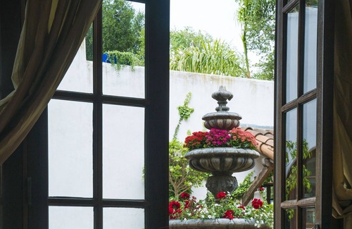 Montecito Apartment | Private Zen Room in Elegant Tuscan Estate