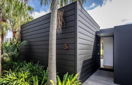 Shoalhaven Heads House | Privately Managed Golf View Villa 3 Bangalay Villas