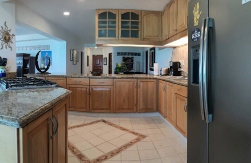 Zona Hotelera Villa | Privately owned 3 bedroom Ocean front condo with 25 ft beachfront terrace