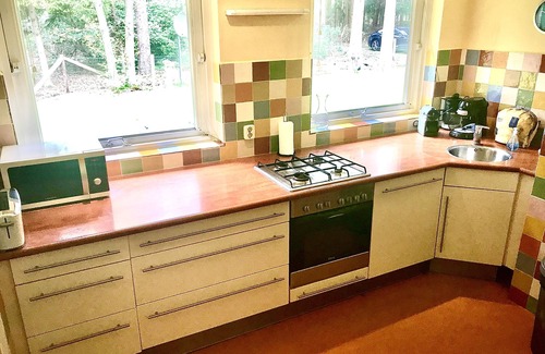 Municipality of Epe House | Privately situated bungalow with tennis court in the middle of the Veluwe forest