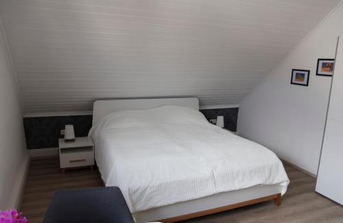 Region Hannover District Apartment | Privatzimmer mit eigenem Bad und Küche