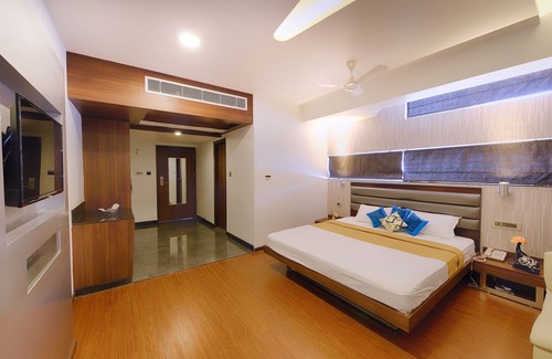 Kamalapur Hotel | Priyadarshini Pride