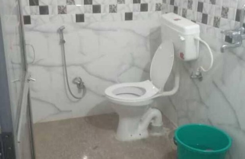 Varanasi House | Priyanshu Residency & Kartik Inn Guest