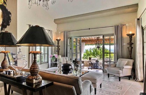 Villeneuve-les-Beziers Apartment | Proche de Béziers et de la mer vous serez très confortablement