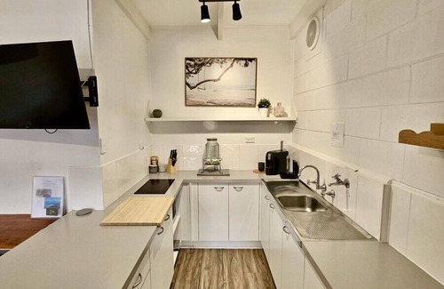 Sandy Point Condo | Prom Coast 2~Getaway to Wilson's Prom. Walk 2Beach