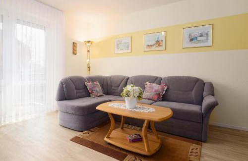 Schonberger Strand Apartment | Promenade 18 Lord Nelson