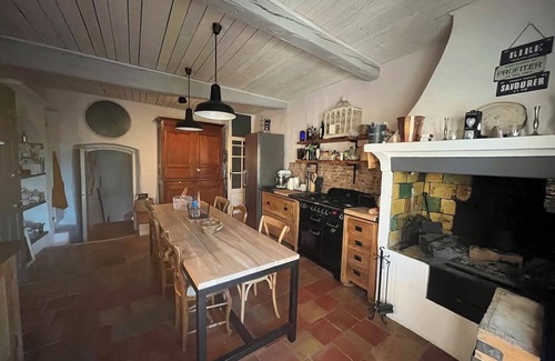 Lagamas House | PROMO Character house with swimming pool, in the heart of a typical southern village