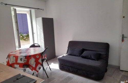 Courseulles-sur-Mer Apartment | Promo F2 wifi Courseulles sur mer