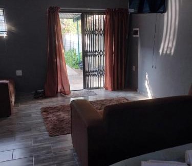 Pretoria House | Protea guest house