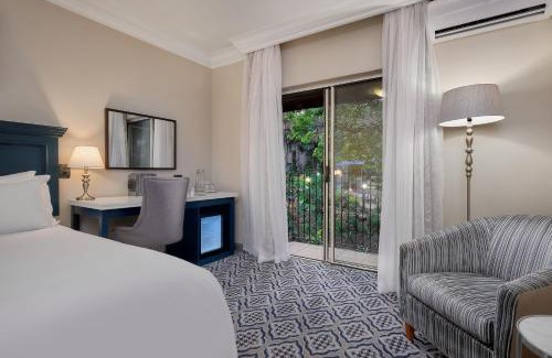 Sandown Hotel | Protea Hotel by Marriott Johannesburg Balalaika Sandton