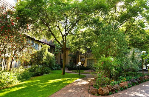 Sandown Hotel | Protea Hotel by Marriott Johannesburg Balalaika Sandton